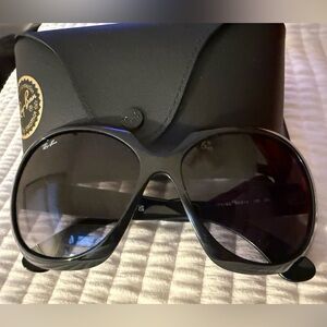 Ray-Ban Black Women's Sunglasses